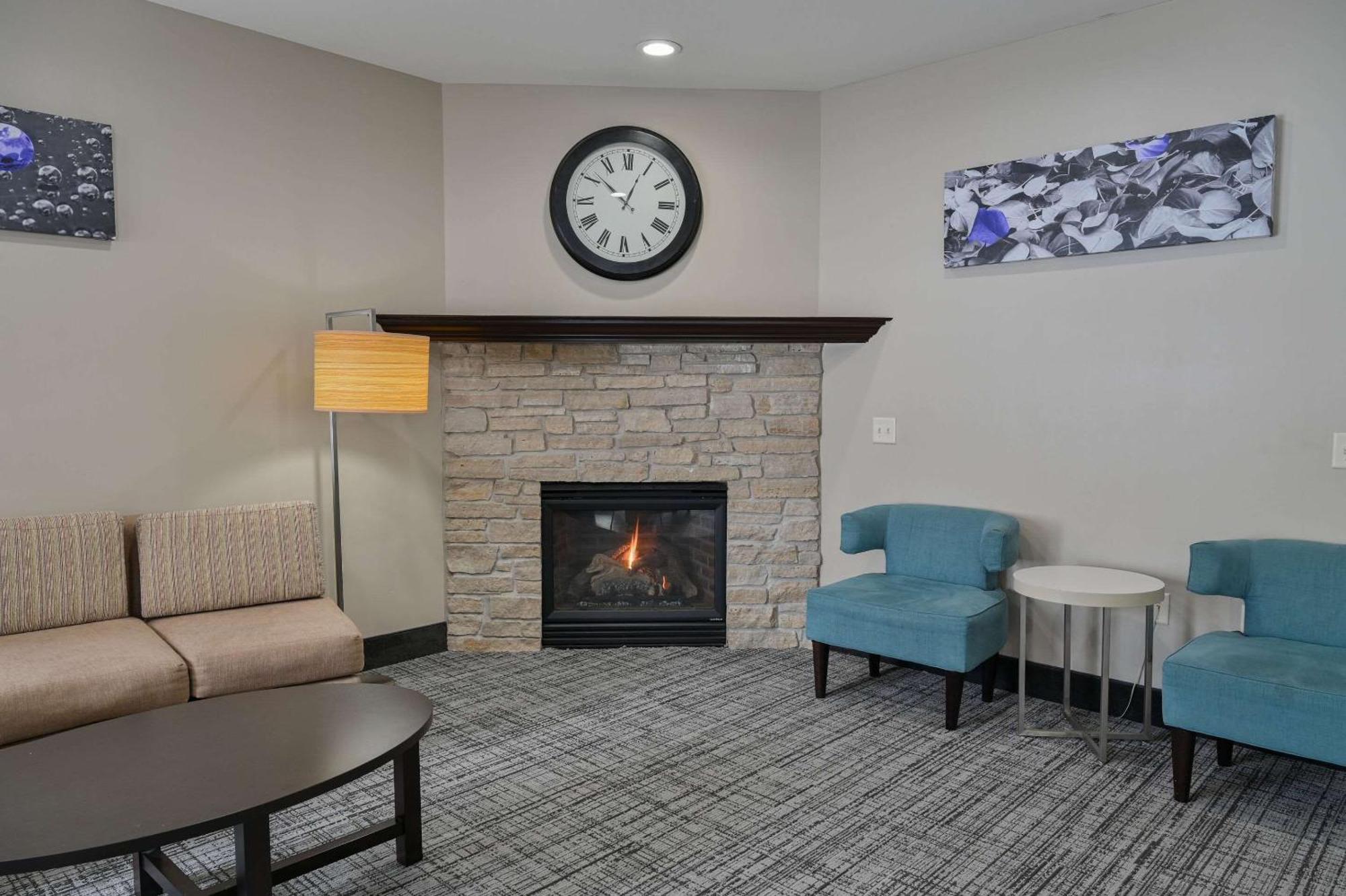 Sleep Inn & Suites Washington Near Peoria Εξωτερικό φωτογραφία